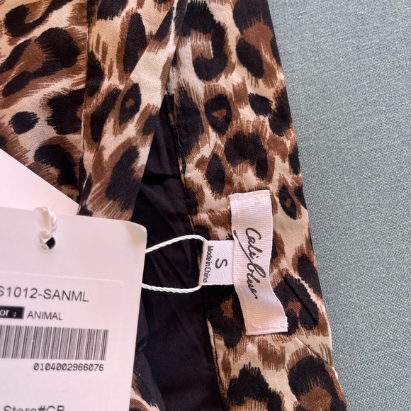 NWT Beautiful CALI BLUE lined animal print mini skirt with ruffles - Picture 5 of 8